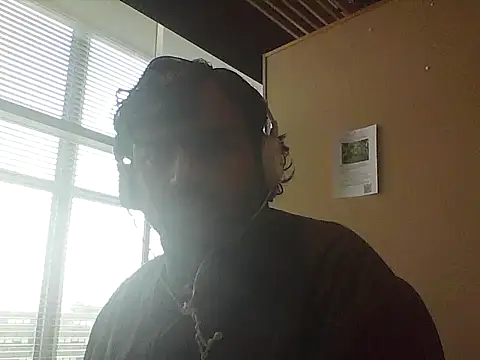 JohnBond009 online show from 10/07/25, 09:21