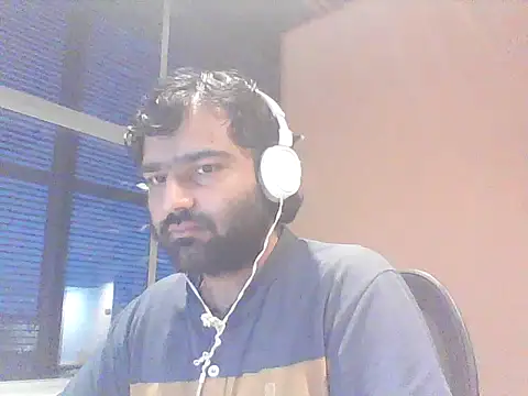 JohnBond009 online show from 09/08/25, 06:40