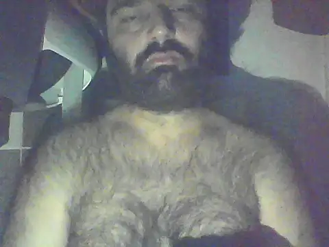 Snapshot of JohnBond009 chatting on 05/20/26, 10:07 JohnBond009 online show from 05/20/26, 10:07
