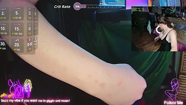 Faye Wilde online show from 10/29/25, 10:42