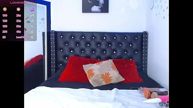 RosseRamiirez online show from 12/21/25, 08:42