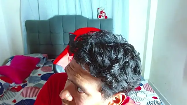 kelvin jhoseth1 online show from 12/23/25, 02:11