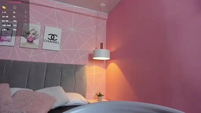 dolly zoe online show from 11/28/25, 10:21