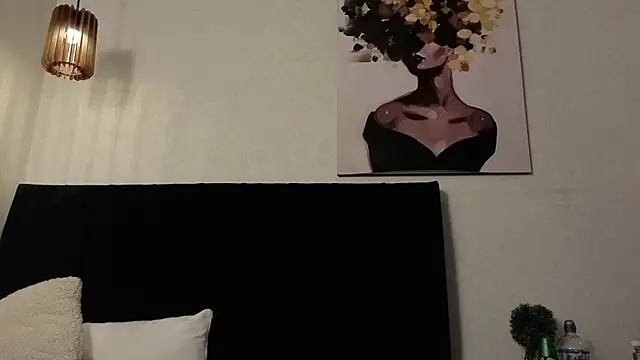 Snapshot of dolly_zoe chatting on 02/27/26, 05:18 dolly zoe online show from 02/27/26, 05:18