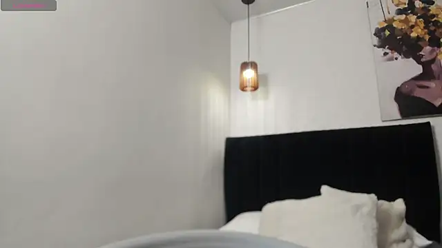 dolly zoe online show from 04/11/26, 05:15