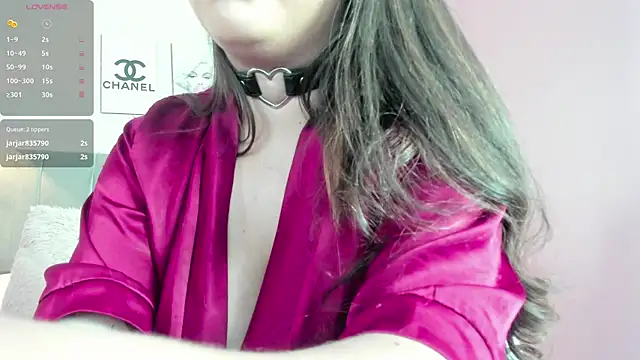 Snapshot of dolly_zoe chatting on 03/15/25, 06:58 dolly zoe online show from 03/15/25, 06:58