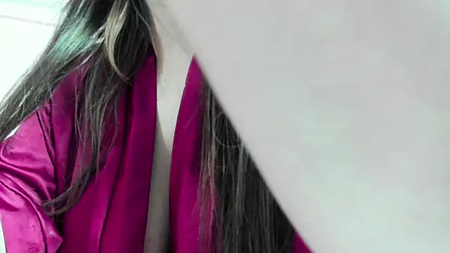 Snapshot of dolly_zoe chatting on 02/24/25, 04:27 dolly zoe online show from 02/24/25, 04:27