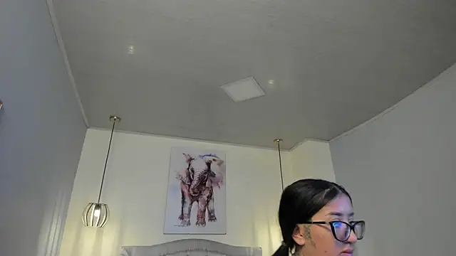 Snapshot of ayshel__ chatting on 09/12/25, 11:48 ayshel online show from 09/12/25, 11:48