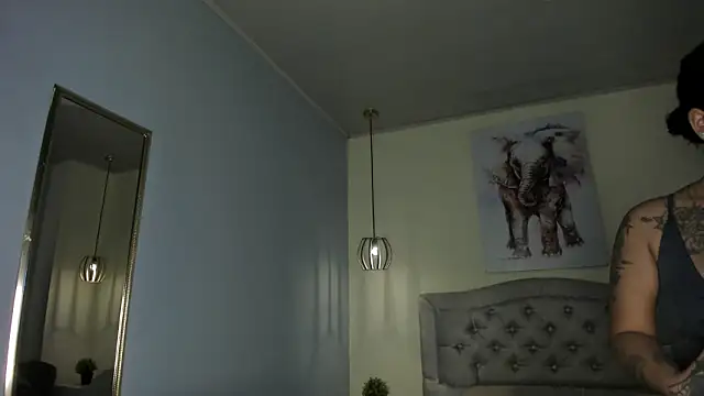 ayshel   online show from 03/11/26, 03:33