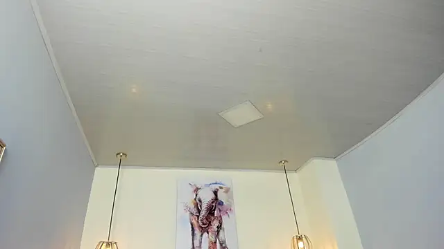 ayshel   online show from 04/15/26, 03:34