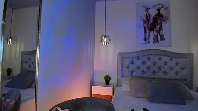 ayshel   online show from 12/17/25, 10:59