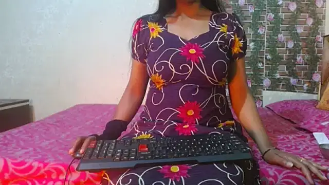 Snapshot of nikitahot3 chatting on 03/06/25, 07:36 nikitahot3 online show from 03/06/25, 07:36