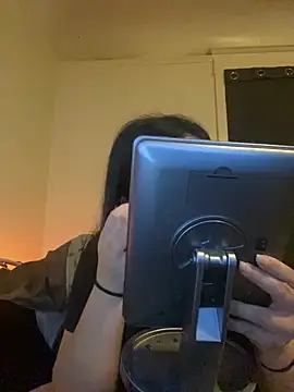 xocrybaby online show from 11/29/25, 03:56