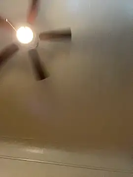 xocrybaby online show from 11/17/25, 08:24