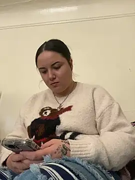 xocrybaby online show from 12/01/25, 10:32