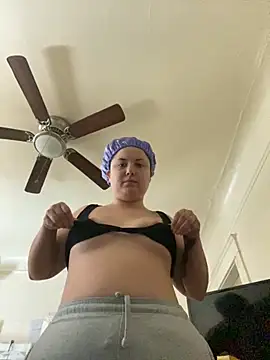 xocrybaby online show from 11/18/25, 05:27