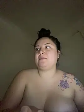 xocrybaby online show from 12/19/25, 05:37