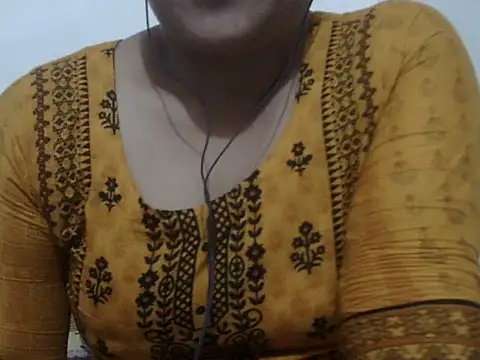 shekira99 online show from 03/02/26, 03:19