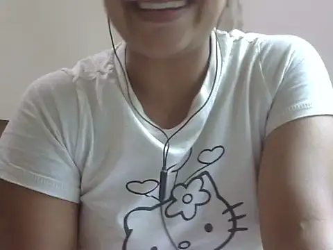shekira99 online show from 05/08/26, 04:49