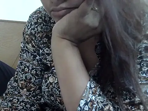 shekira99 online show from 10/18/25, 05:09