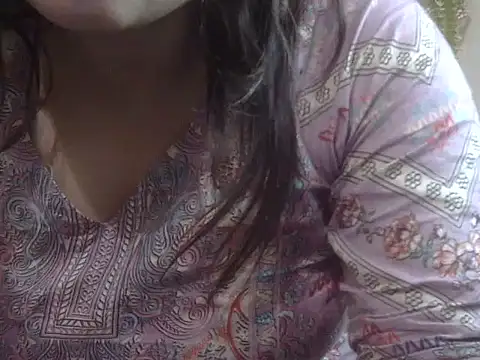 shekira99 online show from 03/26/26, 05:50