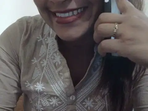 shekira99 online show from 12/15/25, 07:25