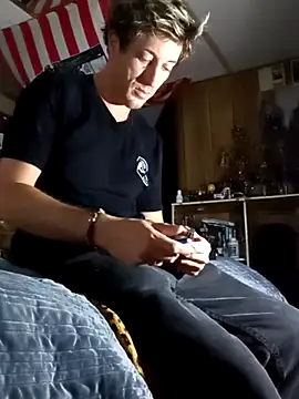 j hollywood91 online show from 11/19/25, 08:42