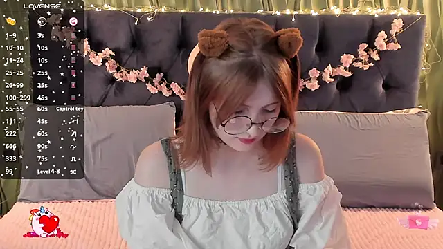 AliceLanley online show from 11/18/25, 11:24