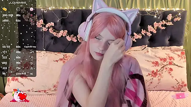 AliceLanley online show from 09/24/25, 12:44