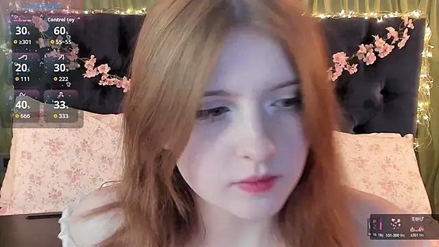 Snapshot of AliceLanley chatting on 05/10/26, 03:14 AliceLanley online show from 05/10/26, 03:14