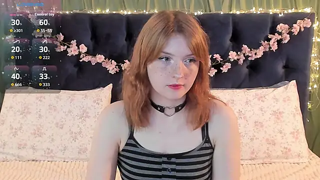 Snapshot of AliceLanley chatting on 06/19/26, 02:34 AliceLanley online show from 06/19/26, 02:34