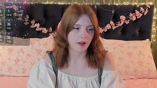 Snapshot of AliceLanley chatting on 05/09/26, 02:53 AliceLanley online show from 05/09/26, 02:53