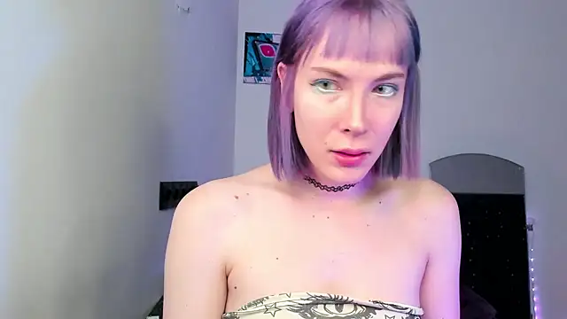 Snapshot of dollmore chatting on 02/08/26, 06:27 dollmore online show from 02/08/26, 06:27