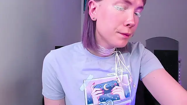 Snapshot of dollmore chatting on 02/17/26, 06:05 dollmore online show from 02/17/26, 06:05