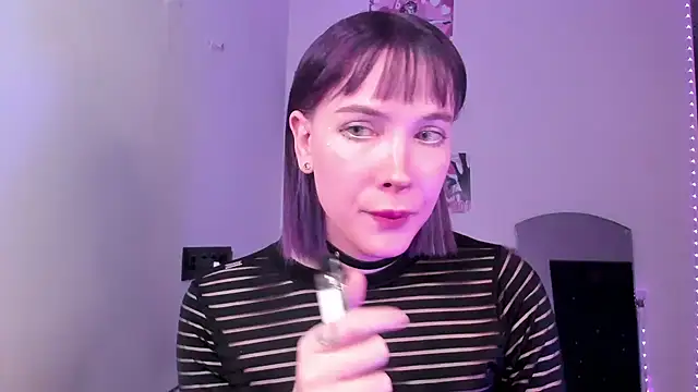 Snapshot of dollmore chatting on 02/13/26, 05:46 dollmore online show from 02/13/26, 05:46