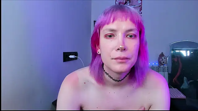 Snapshot of dollmore chatting on 06/17/26, 02:38 dollmore online show from 06/17/26, 02:38