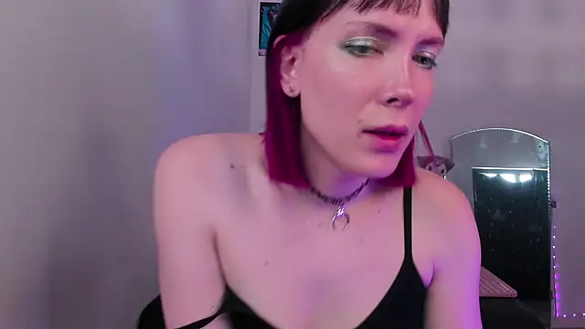 Snapshot of dollmore chatting on 02/21/26, 09:44 dollmore online show from 02/21/26, 09:44