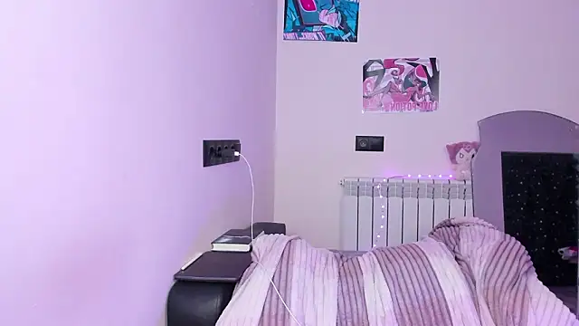 Snapshot of dollmore chatting on 03/10/26, 06:12 dollmore online show from 03/10/26, 06:12