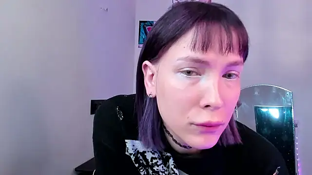 Snapshot of dollmore chatting on 02/15/26, 05:52 dollmore online show from 02/15/26, 05:52