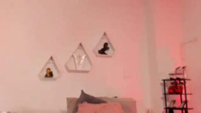 valerycolins online show from 01/14/26, 03:43