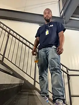 Stressreliever82 online show from 02/27/26, 07:14