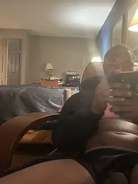 Stressreliever82 online show from 03/18/26, 07:48