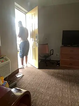 Stressreliever82 online show from 04/14/26, 03:28