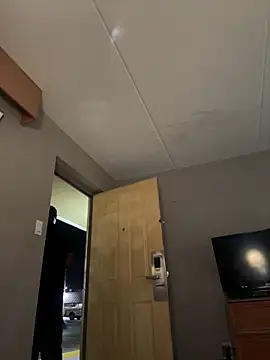 Stressreliever82 online show from 03/26/26, 02:43