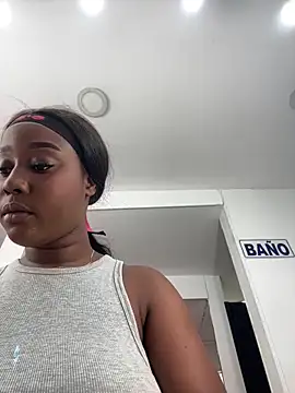 MichaelaCox online show from 05/15/26, 01:09