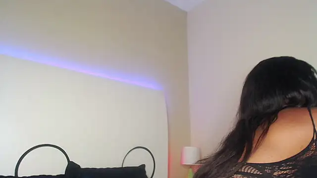 MichaelaCox online show from 05/08/26, 04:44