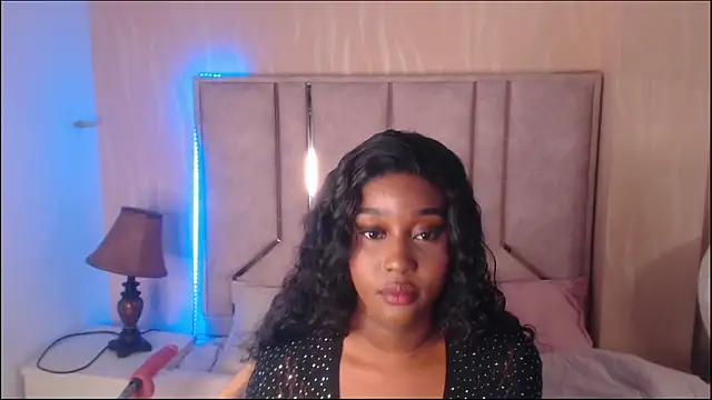 MichaelaCox online show from 10/20/25, 07:36