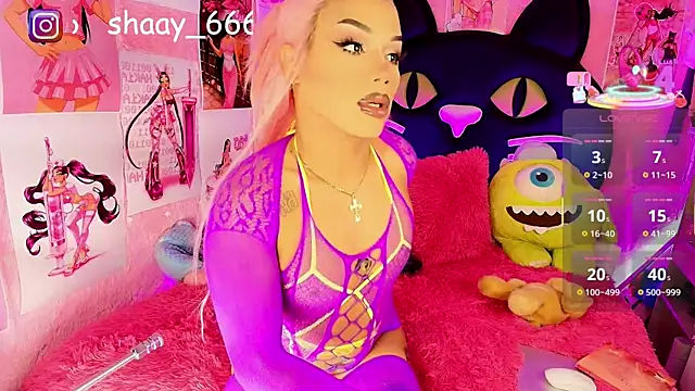 Snapshot of Shayybaby chatting on 09/16/25, 01:50 Shayybaby online show from 09/16/25, 01:50