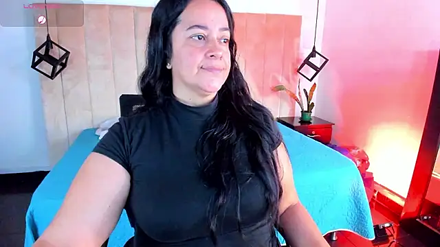 lucia vonne  online show from 01/18/26, 08:23