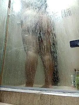 lucia vonne  online show from 09/14/25, 11:21